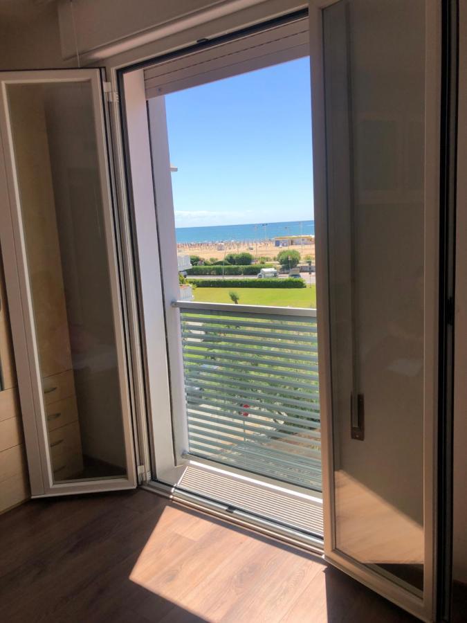 Hotel Playa Bibione Buitenkant foto