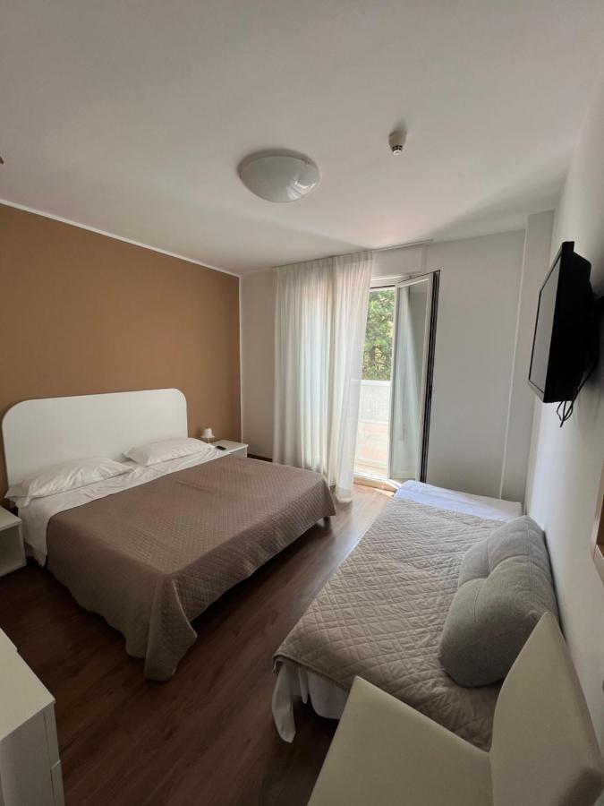 Hotel Playa Bibione Buitenkant foto