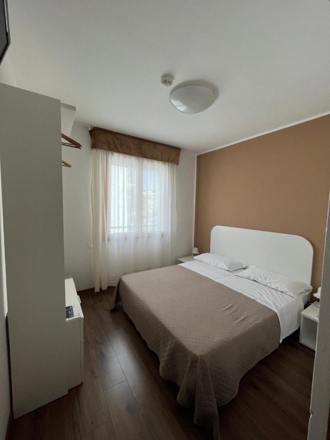 Hotel Playa Bibione Buitenkant foto