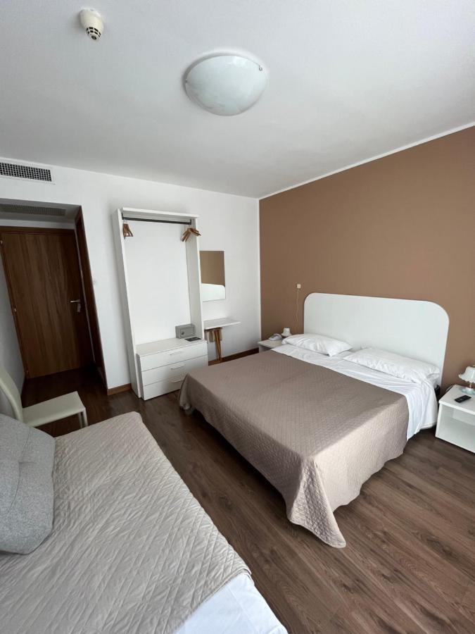Hotel Playa Bibione Buitenkant foto