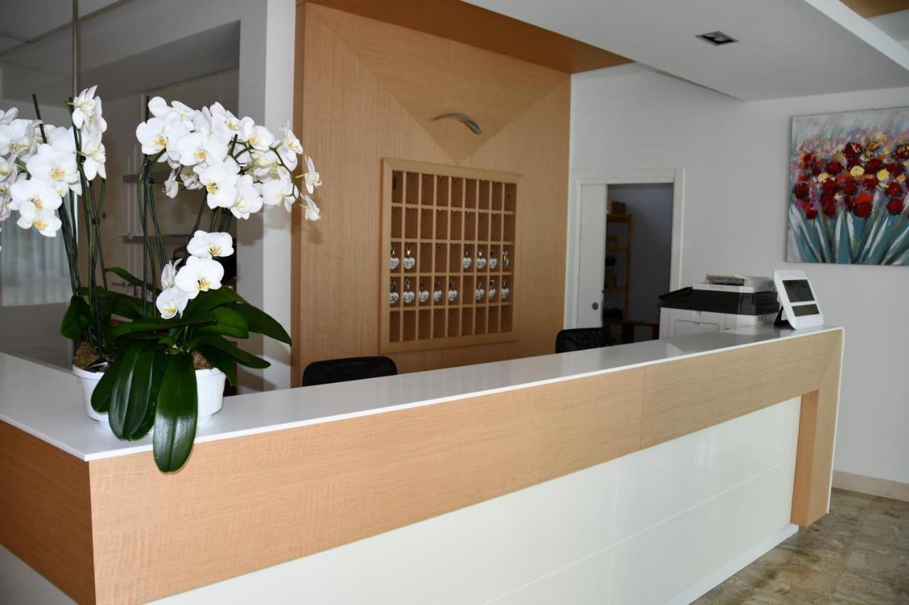 Hotel Playa Bibione Buitenkant foto
